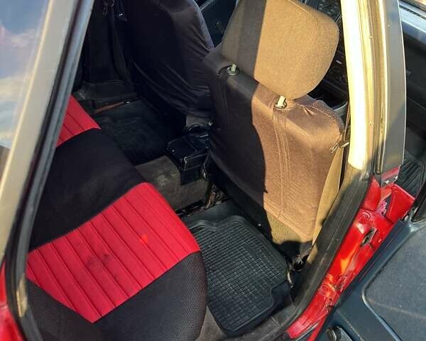 Красный Ауди 80, объемом двигателя 1.8 л и пробегом 410 тыс. км за 1500 $, фото 11 на Automoto.ua