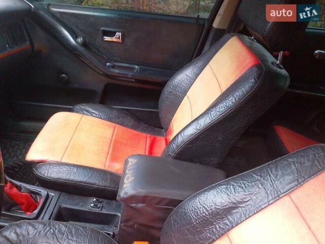Красный Ауди 80, объемом двигателя 1.8 л и пробегом 318 тыс. км за 1650 $, фото 21 на Automoto.ua
