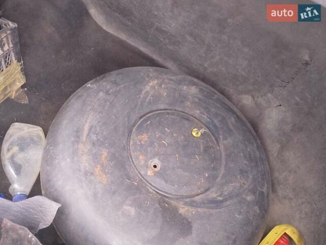 Красный Ауди 80, объемом двигателя 1.8 л и пробегом 318 тыс. км за 1650 $, фото 34 на Automoto.ua