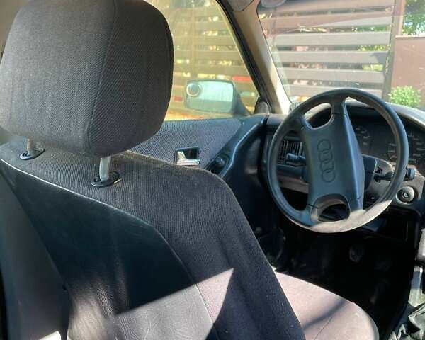 Ауди 80 1989 в Береговом на Automoto.ua Красный Ауди 80, объемом двигателя 1.8 л и пробегом 240 тыс. км за 1300 $, фото 7 на Automoto.ua