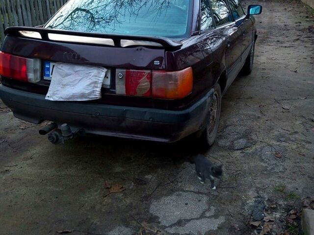 Красный Ауди 80, объемом двигателя 1.6 л и пробегом 0 тыс. км за 1300 $, фото 2 на Automoto.ua