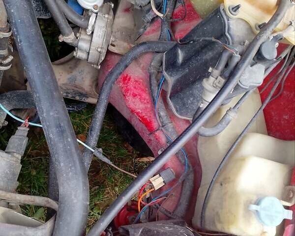 Красный Ауди 80, объемом двигателя 1.8 л и пробегом 318 тыс. км за 1650 $, фото 15 на Automoto.ua