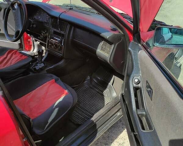Червоний Ауді 80, об'ємом двигуна 1.8 л та пробігом 400 тис. км за 2000 $, фото 9 на Automoto.ua
