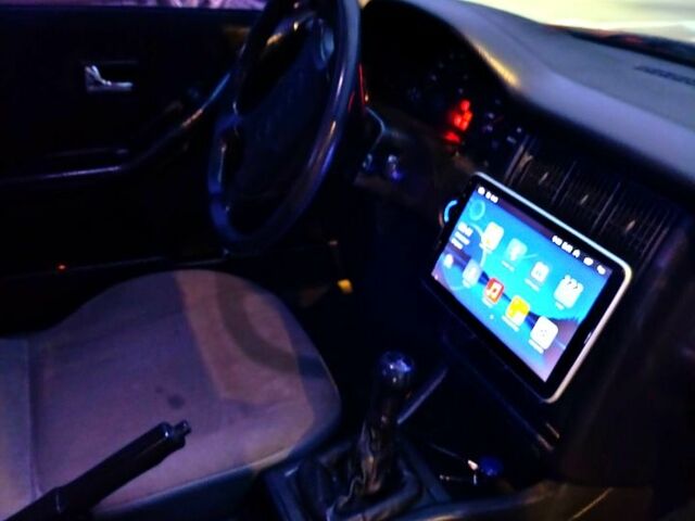 Красный Ауди 80, объемом двигателя 1.8 л и пробегом 320 тыс. км за 1500 $, фото 13 на Automoto.ua