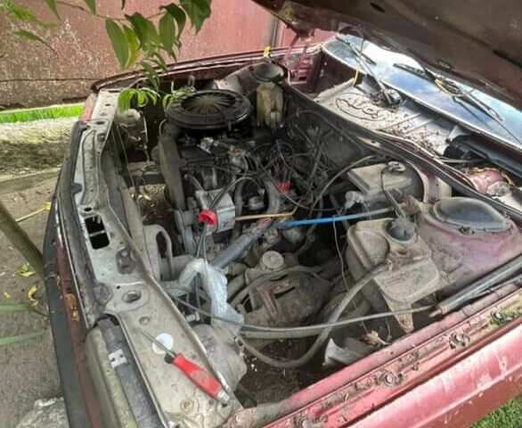 Червоний Ауді 80, об'ємом двигуна 2 л та пробігом 3 тис. км за 450 $, фото 5 на Automoto.ua