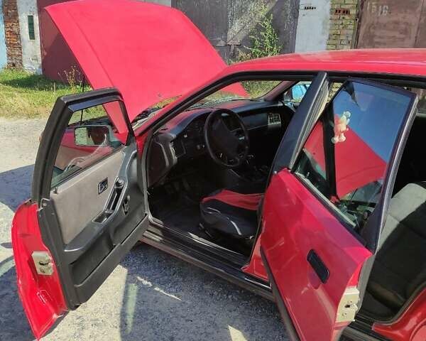 Червоний Ауді 80, об'ємом двигуна 1.8 л та пробігом 400 тис. км за 2000 $, фото 15 на Automoto.ua