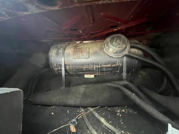 Червоний Ауді 80, об'ємом двигуна 2 л та пробігом 3 тис. км за 470 $, фото 4 на Automoto.ua