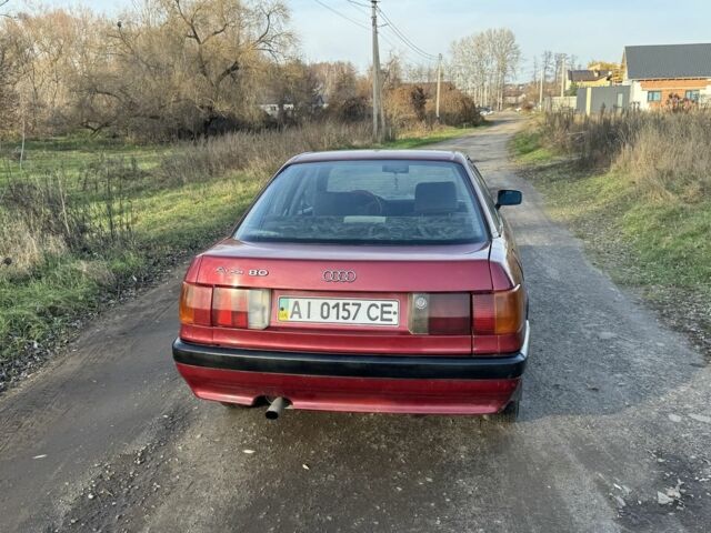 Красный Ауди 80, объемом двигателя 1.8 л и пробегом 250 тыс. км за 1200 $, фото 4 на Automoto.ua