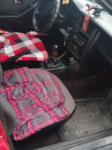 Ауді 80 1990 у Хмельницькому на Automoto.ua Червоний Ауді 80, об'ємом двигуна 1.8 л та пробігом 333 тис. км за 1000 $, фото 2 на Automoto.ua