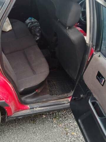 Ауді 80 1990 у Хмельницькому на Automoto.ua Червоний Ауді 80, об'ємом двигуна 1.8 л та пробігом 333 тис. км за 1000 $, фото 12 на Automoto.ua