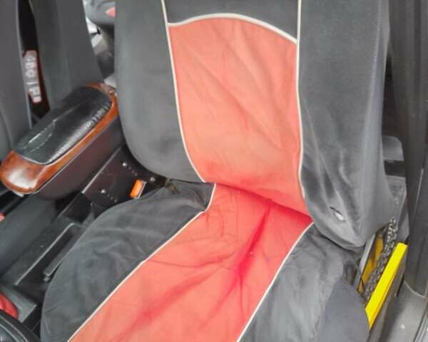 Красный Ауди 80, объемом двигателя 1.8 л и пробегом 290 тыс. км за 1300 $, фото 10 на Automoto.ua