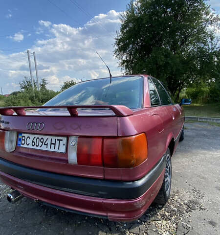Красный Ауди 80, объемом двигателя 1.98 л и пробегом 400 тыс. км за 750 $, фото 3 на Automoto.ua