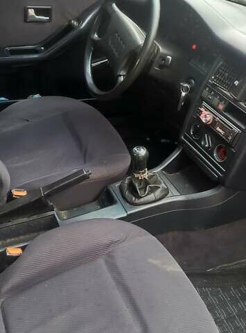 Червоний Ауді 80, об'ємом двигуна 2 л та пробігом 300 тис. км за 1399 $, фото 17 на Automoto.ua