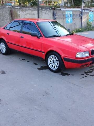 Красный Ауди 80, объемом двигателя 1.98 л и пробегом 150 тыс. км за 2300 $, фото 2 на Automoto.ua