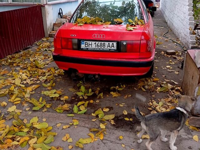 Красный Ауди 80, объемом двигателя 2 л и пробегом 50 тыс. км за 1100 $, фото 7 на Automoto.ua