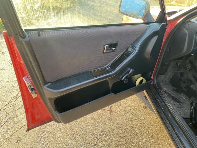 Красный Ауди 80, объемом двигателя 0 л и пробегом 200 тыс. км за 1250 $, фото 5 на Automoto.ua