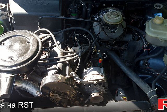 Ауди 80, объемом двигателя 1.8 л и пробегом 300 тыс. км за 2100 $, фото 4 на Automoto.ua