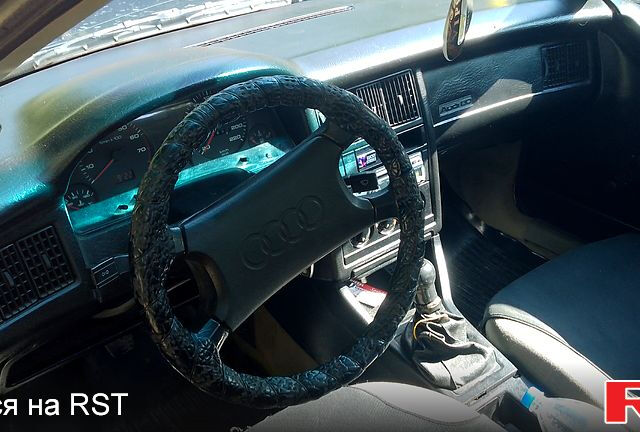 Ауди 80, объемом двигателя 1.8 л и пробегом 300 тыс. км за 2100 $, фото 5 на Automoto.ua