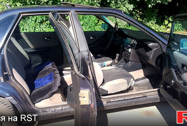 Ауди 80, объемом двигателя 1.8 л и пробегом 300 тыс. км за 2100 $, фото 7 на Automoto.ua