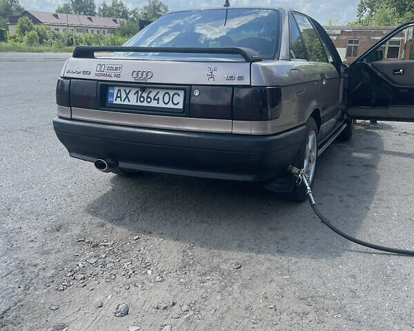 Ауди 80, объемом двигателя 1.8 л и пробегом 200 тыс. км за 2200 $, фото 3 на Automoto.ua
