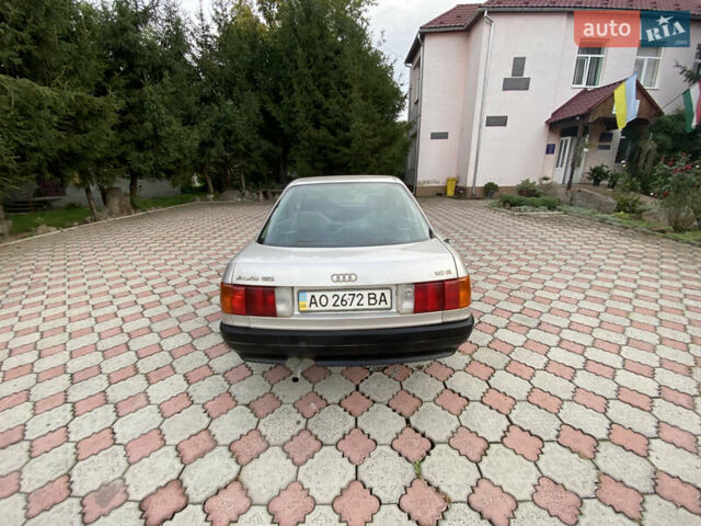 Ауди 80, объемом двигателя 1.8 л и пробегом 380 тыс. км за 2000 $, фото 4 на Automoto.ua