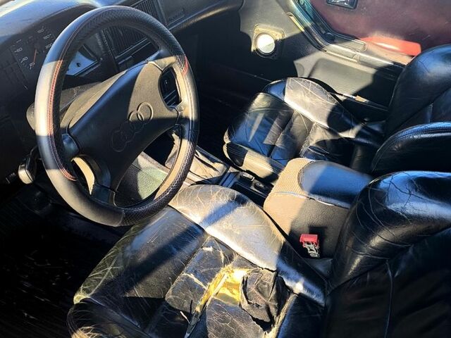 Ауди 80, объемом двигателя 1.8 л и пробегом 360 тыс. км за 1650 $, фото 4 на Automoto.ua
