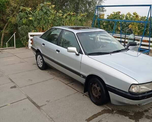 Ауди 80, объемом двигателя 1.8 л и пробегом 415 тыс. км за 2000 $, фото 3 на Automoto.ua