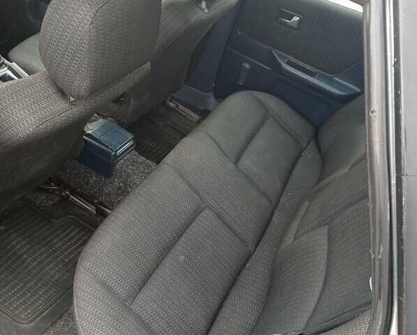 Ауди 80, объемом двигателя 1.8 л и пробегом 415 тыс. км за 2000 $, фото 7 на Automoto.ua