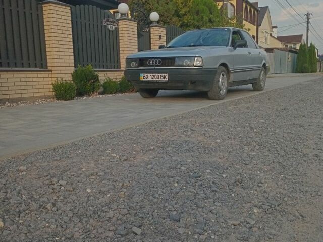 Серый Ауди 80, объемом двигателя 1.6 л и пробегом 178 тыс. км за 1050 $, фото 4 на Automoto.ua