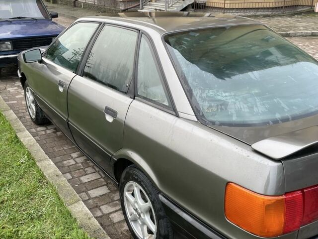 Серый Ауди 80, объемом двигателя 1.8 л и пробегом 3 тыс. км за 1800 $, фото 6 на Automoto.ua
