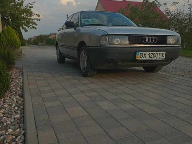 Серый Ауди 80, объемом двигателя 1.6 л и пробегом 178 тыс. км за 1050 $, фото 3 на Automoto.ua
