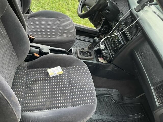 Серый Ауди 80, объемом двигателя 1.8 л и пробегом 3 тыс. км за 1800 $, фото 4 на Automoto.ua