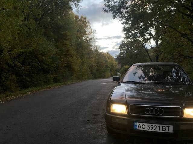 Серый Ауди 80, объемом двигателя 2 л и пробегом 200 тыс. км за 1800 $, фото 1 на Automoto.ua