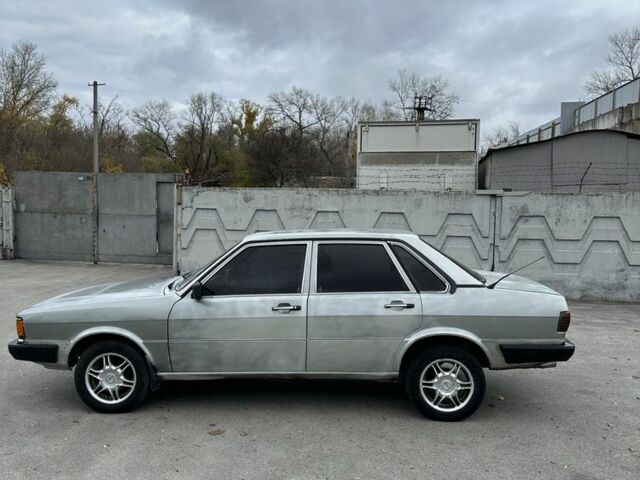 Серый Ауди 80, объемом двигателя 1.6 л и пробегом 1 тыс. км за 1200 $, фото 2 на Automoto.ua