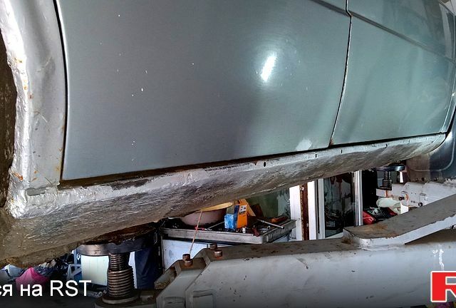 Серый Ауди 80, объемом двигателя 1.6 л и пробегом 480 тыс. км за 700 $, фото 8 на Automoto.ua