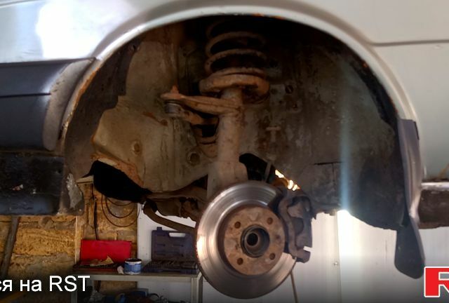 Серый Ауди 80, объемом двигателя 1.6 л и пробегом 480 тыс. км за 700 $, фото 9 на Automoto.ua