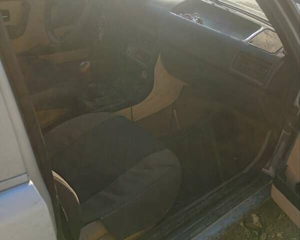 Сірий Ауді 80, об'ємом двигуна 1.6 л та пробігом 250 тис. км за 800 $, фото 13 на Automoto.ua