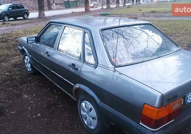 Сірий Ауді 80, об'ємом двигуна 1.6 л та пробігом 268 тис. км за 1000 $, фото 8 на Automoto.ua