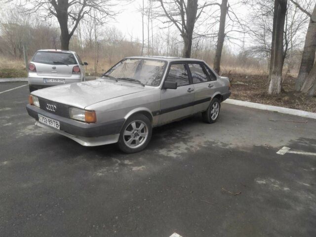 Серый Ауди 80, объемом двигателя 1.8 л и пробегом 3 тыс. км за 650 $, фото 1 на Automoto.ua