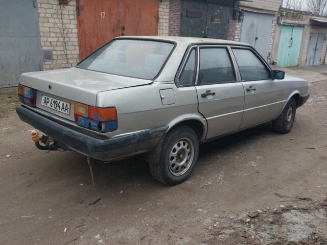 Серый Ауди 80, объемом двигателя 1.6 л и пробегом 290 тыс. км за 750 $, фото 2 на Automoto.ua
