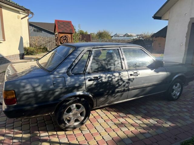 Серый Ауди 80, объемом двигателя 1.6 л и пробегом 350 тыс. км за 1000 $, фото 6 на Automoto.ua