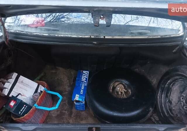 Сірий Ауді 80, об'ємом двигуна 1.6 л та пробігом 268 тис. км за 1000 $, фото 3 на Automoto.ua