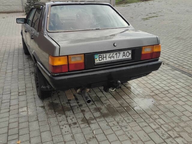 Серый Ауди 80, объемом двигателя 1.8 л и пробегом 2 тыс. км за 950 $, фото 3 на Automoto.ua