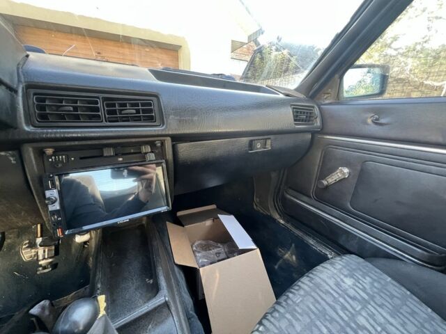 Серый Ауди 80, объемом двигателя 1.6 л и пробегом 350 тыс. км за 1000 $, фото 11 на Automoto.ua