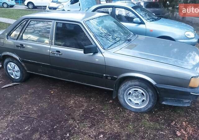 Сірий Ауді 80, об'ємом двигуна 1.6 л та пробігом 268 тис. км за 1000 $, фото 16 на Automoto.ua