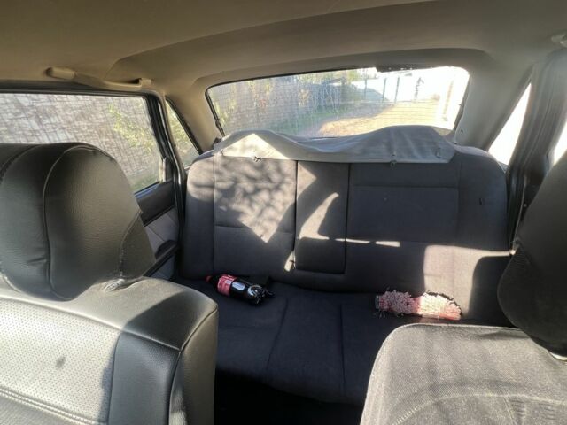 Серый Ауди 80, объемом двигателя 1.6 л и пробегом 350 тыс. км за 1000 $, фото 9 на Automoto.ua