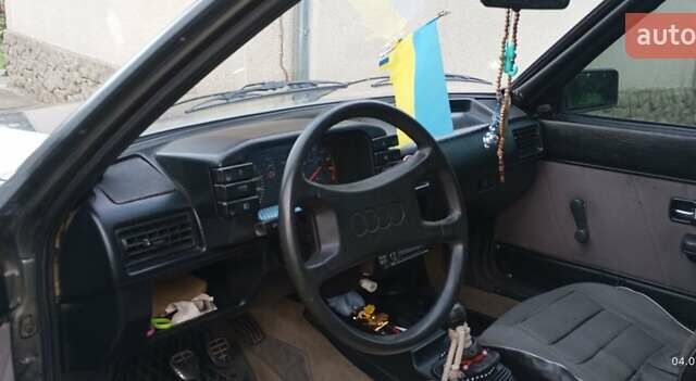 Серый Ауди 80, объемом двигателя 0 л и пробегом 320 тыс. км за 1200 $, фото 6 на Automoto.ua