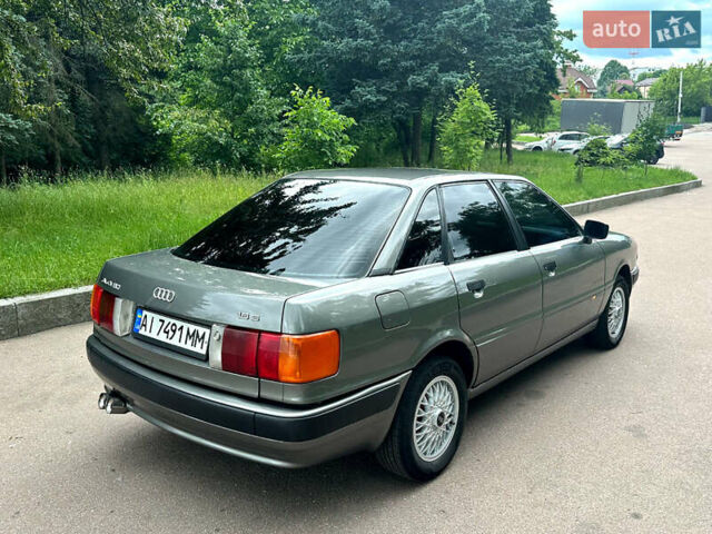 Серый Ауди 80, объемом двигателя 1.8 л и пробегом 200 тыс. км за 3200 $, фото 8 на Automoto.ua