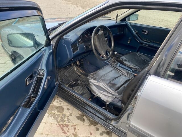 Сірий Ауді 80, об'ємом двигуна 1.8 л та пробігом 280 тис. км за 1299 $, фото 6 на Automoto.ua