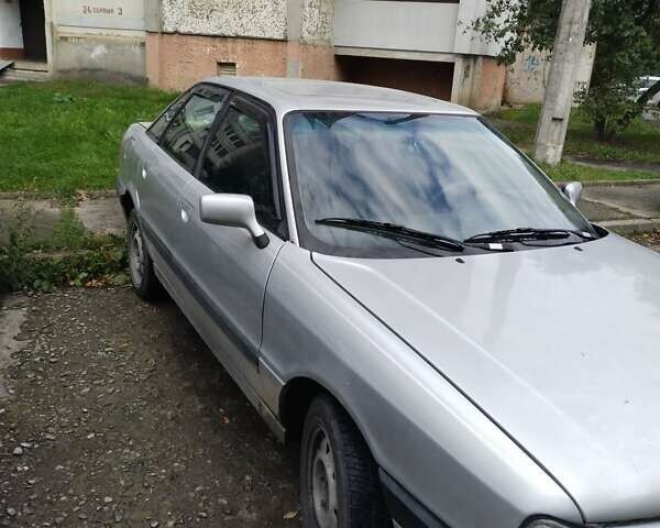 Серый Ауди 80, объемом двигателя 1.8 л и пробегом 420 тыс. км за 1100 $, фото 6 на Automoto.ua